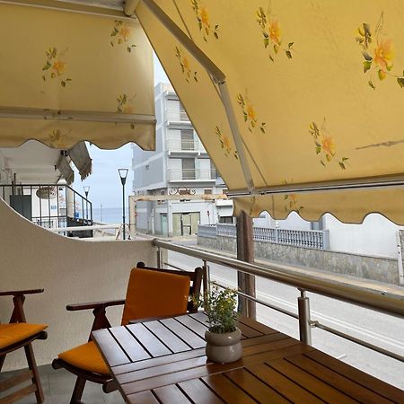 Dt Luxury Apartment Néa Péramos Eksteriør billede