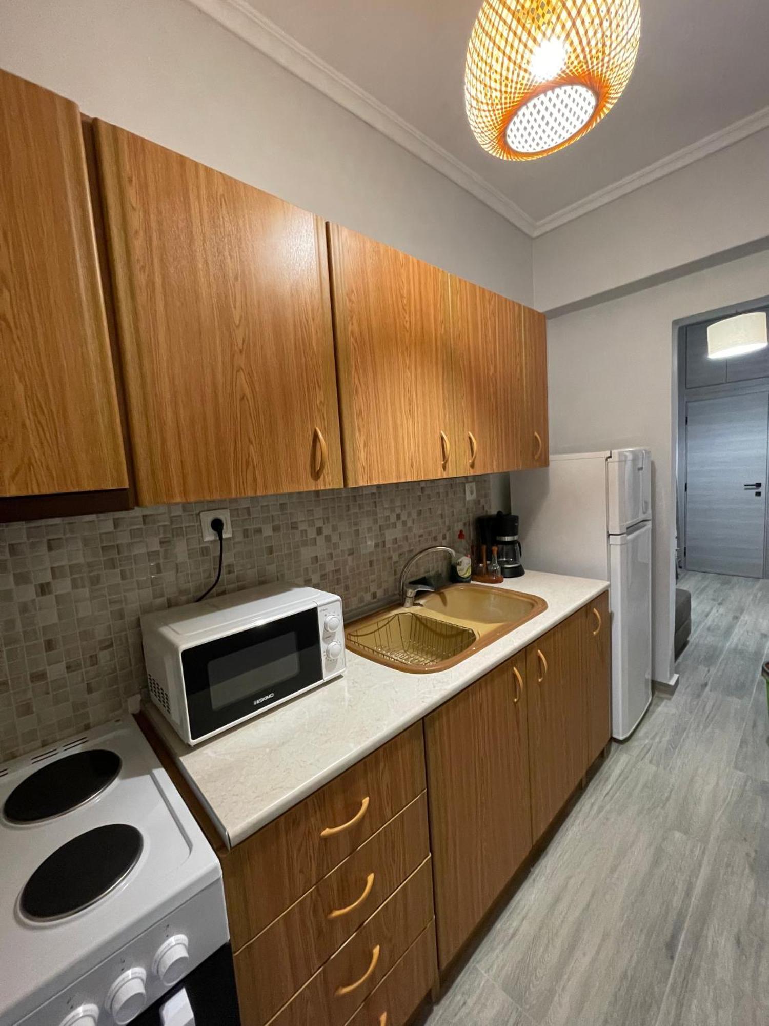 Dt Luxury Apartment Néa Péramos Eksteriør billede